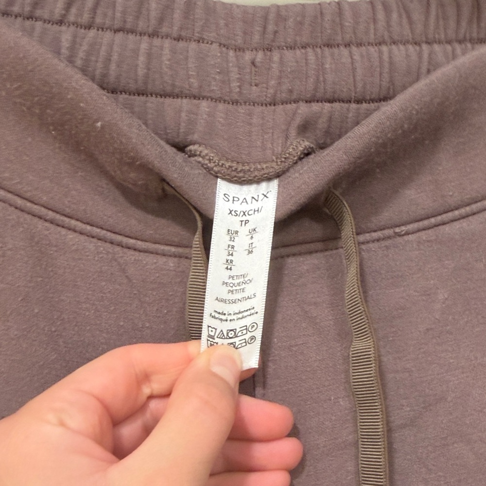 SPANX AirEssentials Drawstring Wide Leg Sweatpant… - image 2